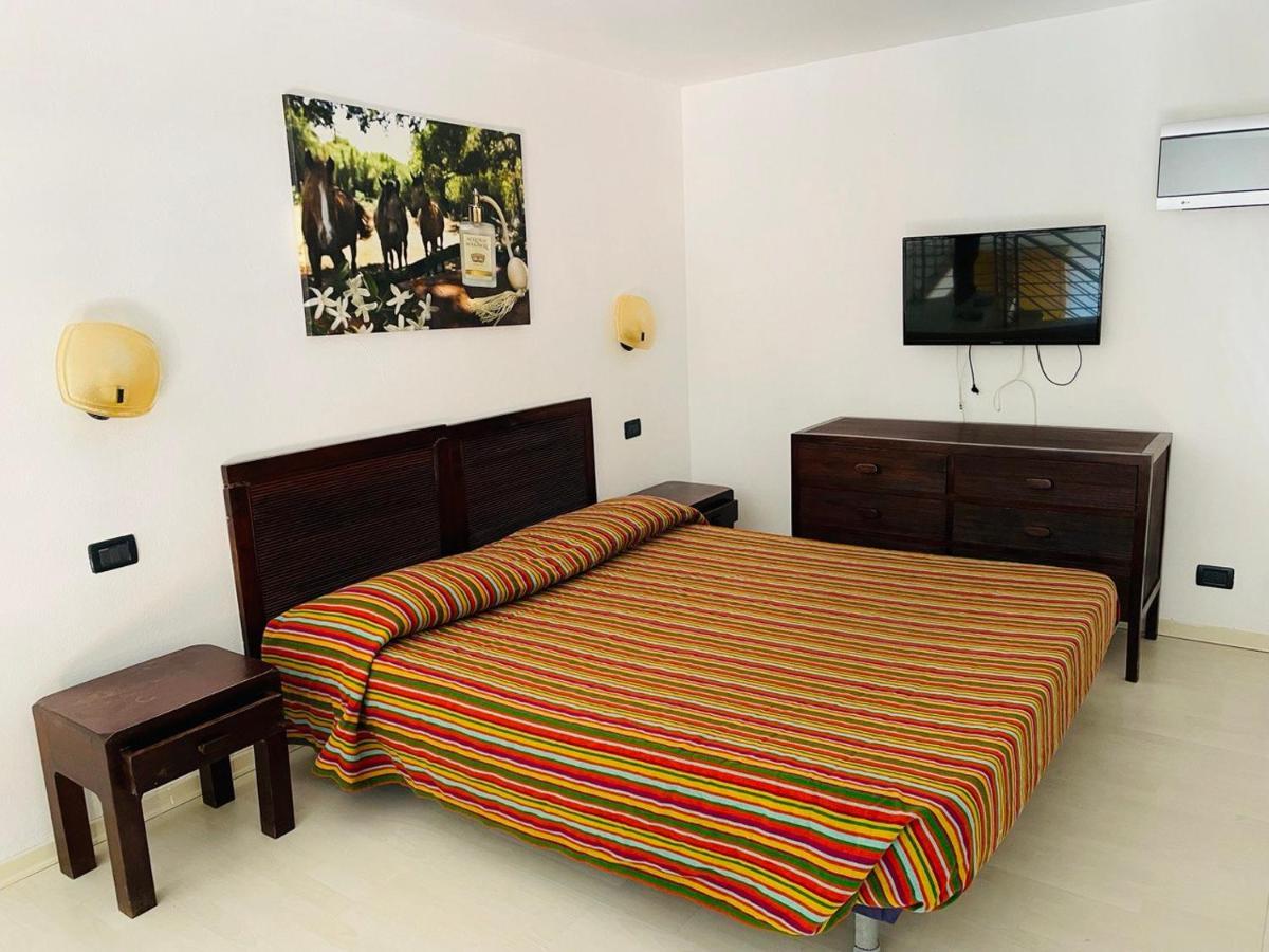 Regina Beach Holiday Apartments Tirrenia Extérieur photo