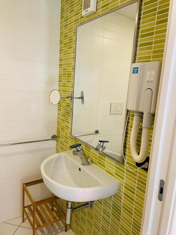 Regina Beach Holiday Apartments Tirrenia Extérieur photo