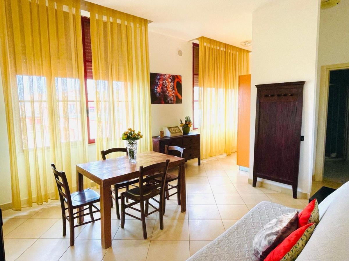 Regina Beach Holiday Apartments Tirrenia Extérieur photo