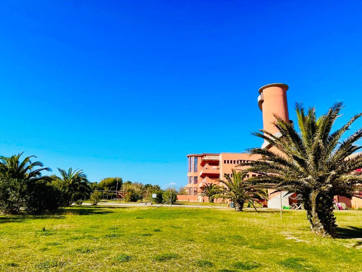 Regina Beach Holiday Apartments Tirrenia Extérieur photo