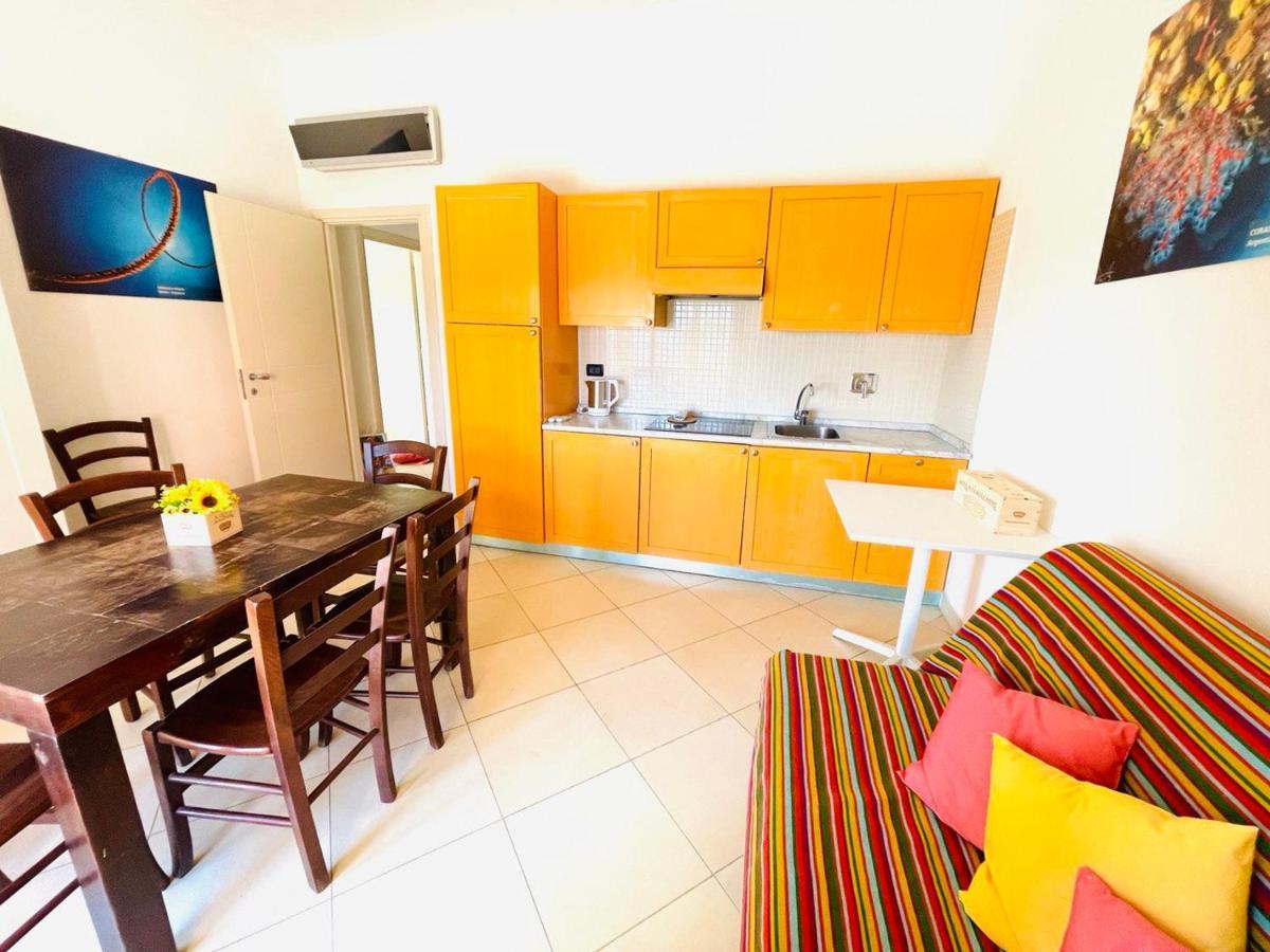 Regina Beach Holiday Apartments Tirrenia Extérieur photo