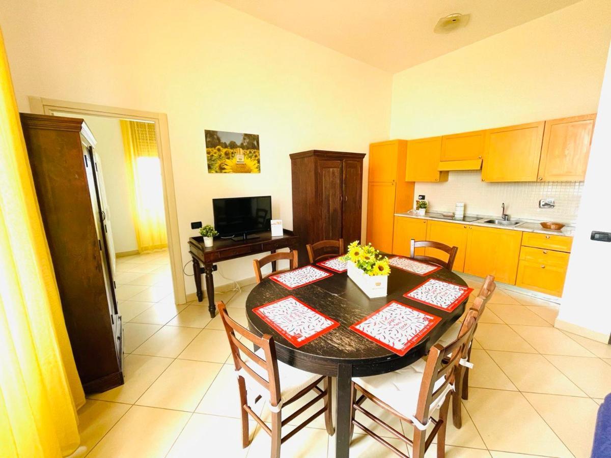 Regina Beach Holiday Apartments Tirrenia Extérieur photo