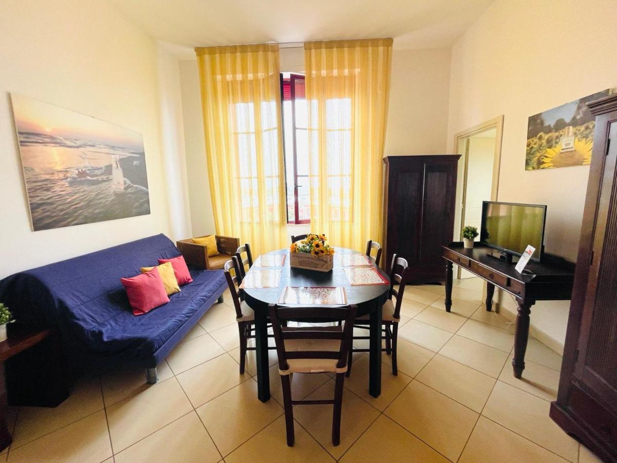 Regina Beach Holiday Apartments Tirrenia Extérieur photo